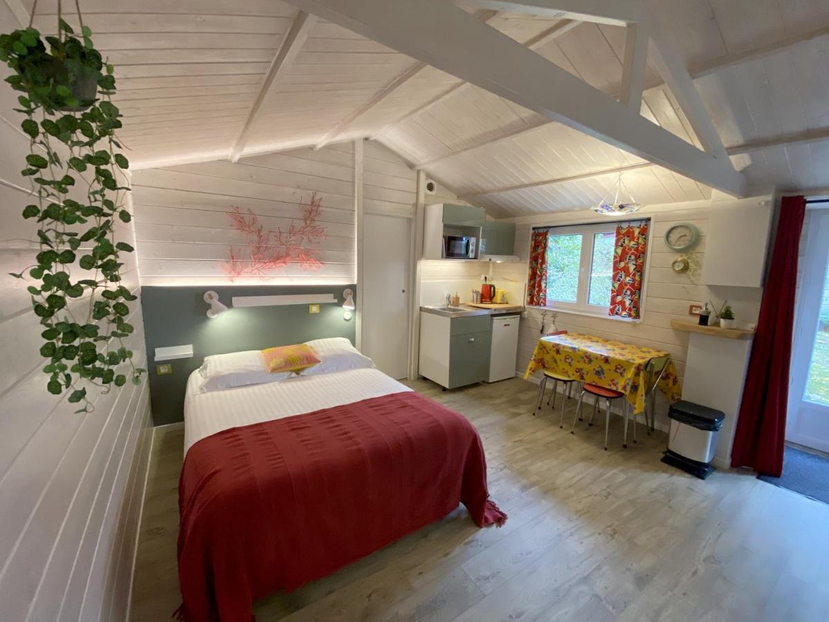 Bed and Breakfast Le Cabanon De Chessy Екстер'єр фото